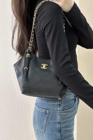 [샤넬] 25S 시즌 신상 스몰 쇼퍼 토트백 AS6015