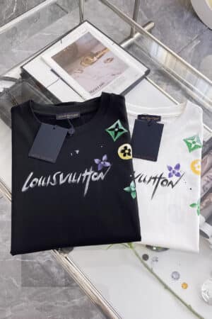 [루이비통] 페인티드 모노그램 티셔츠 (2 COLORS)