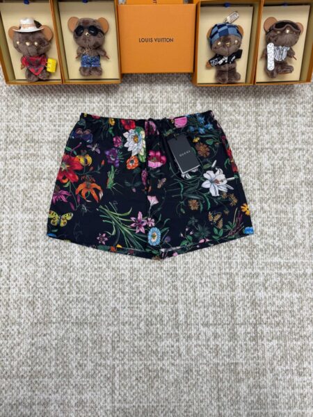 [구찌] 플로라 프린트 스윔 쇼츠