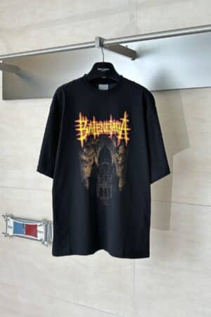 [발렌시아가] Sacré Cœur 미디엄 핏 티셔츠 블랙 850990TUVE