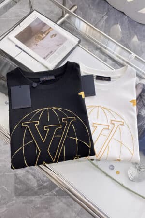 [루이비통] LV 글로브 티셔츠 (2 COLORS)