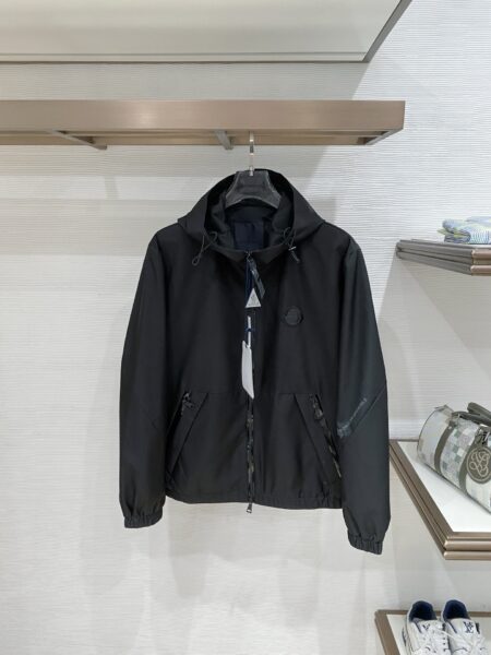 [몽클레어] 이치로 후드 윈드브레이커 자켓 (2 COLORS)