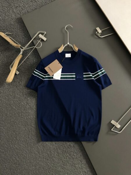 [버버리] 스트라이프 디테일 울 코튼 블렌드 니트 티셔츠