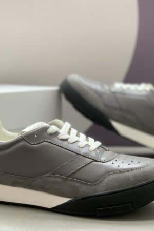 [지방시] 스웨이드 믹스 가죽 로우탑 스니커즈(그레이)