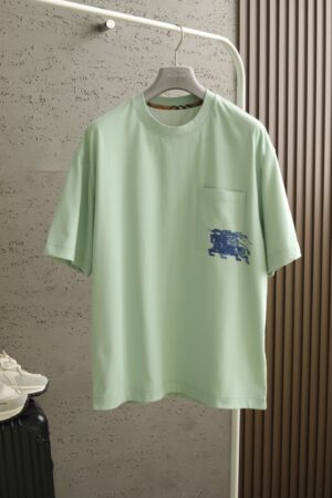 [버버리] 에퀘스트리안 나이트 디자인(EKD) 코튼 티셔츠 (2 COLORS)