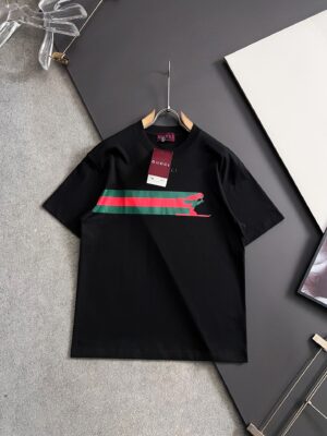 [구찌] 블레이드 웹 코튼 티셔츠 (2 COLORS)