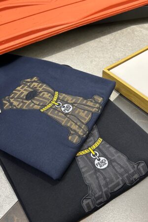 [펜디] 도그 패치 코튼 티셔츠 (2 COLORS)