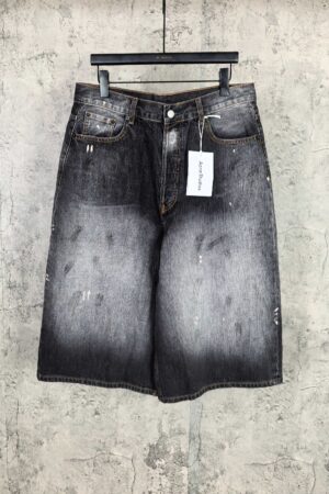 [아크네 스튜디오] 페인팅 블랙 데님 반바지