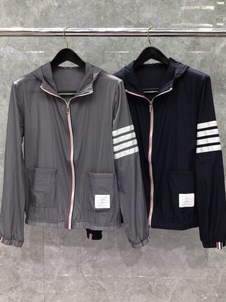 [톰브라운]  4-바 나일론 후드 바람막이 (2 COLORS)