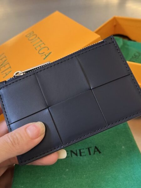 [보테가베네타] 인트레치아토 지퍼 카드 케이스