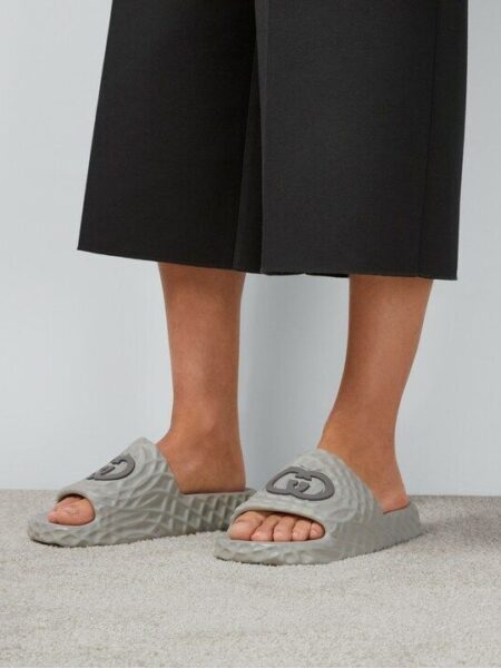 [구찌] 남성 인터로킹 G 슬라이드 샌들 770801 J8710 1445 (4 COLOR)