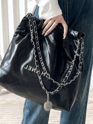 [샤넬] 22 미디움 은장 핸드백 AS3261