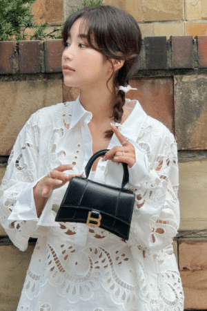 [발렌시아가] 아워글래스 XS 박스 핸드백 블랙 5928331QJ4M1000