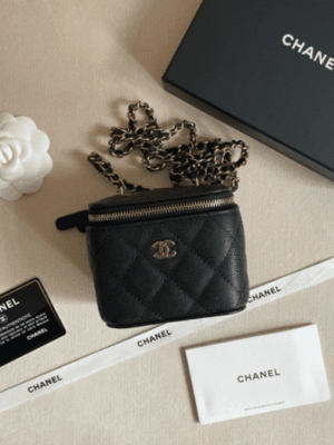 [샤넬] 미니 베니티백 캐비어 블랙 체인 금장 AP1340