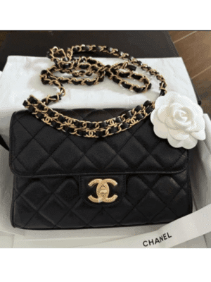 [샤넬] 체인 플랩백 스몰 캐비어 블랙 골드 AS5240