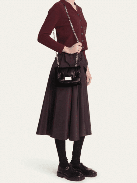 [메종마르지엘라] 글램 플랩 숄더백 스몰 블랙 SB1WG0019P4300T8013