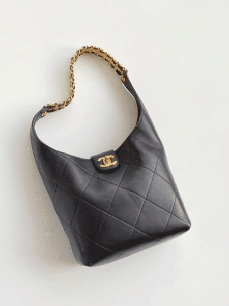 [샤넬] 스몰 호보 핸드백 램스킨 블랙 골드 메탈 AS5403