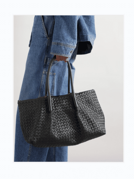 [보테가베네타] 리버서블 양면 인트레치아토 레더 토트백 10716595