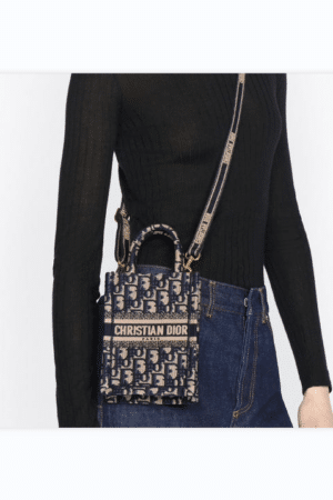 [디올] 오블리크 미니 휴대폰 토트백 S5555CRIW