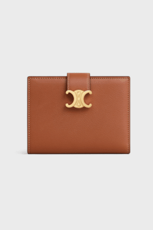 [셀린느] 미디엄 니노 스트랩 지갑 - 서플 그레인 카프스킨 10M913GHH