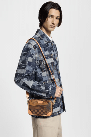 [루이비통] 트로카데로 웨어러블 월렛 M26020