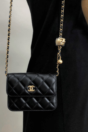 [샤넬] 체인 미니백 램스킨 & 골드 메탈 블랙 AP1465