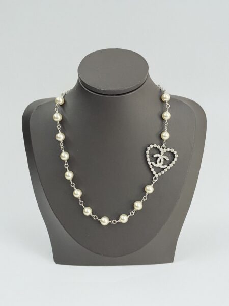 [샤넬] CC 하트 진주 목걸이