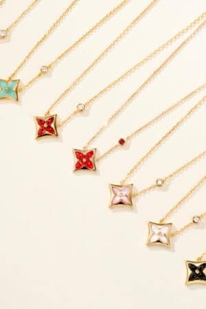 [루이비통] 컬러 블라썸 BB 스타 펜던트 Q93711