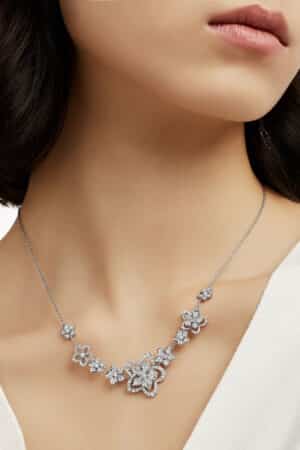 [그라프] 와일드 플라워 멀티 다이아몬드 네클리스