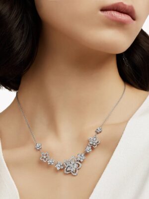 [그라프] 와일드 플라워 멀티 다이아몬드 네클리스