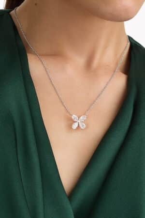 [그라프] 클래식 버터플라이 다이아몬드 펜던트