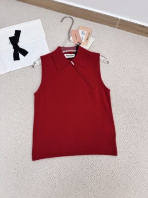 [미우미우] 슬리브리스 캐시미어 폴로 셔츠 MML00D