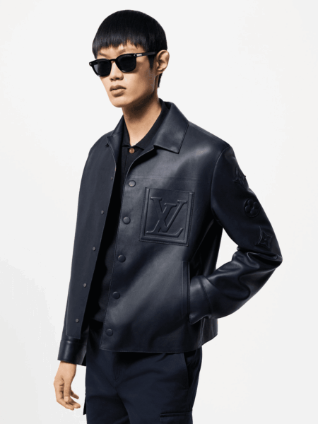 [루이비통] 시크한 3D 디테일 레더 블루종