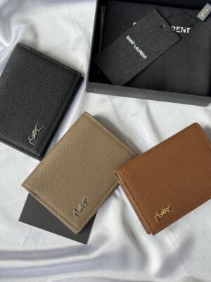 [생로랑] 그레인 가죽 소재의 미니 CASSANDRE 카드 지갑 302316 (3 COLORS)