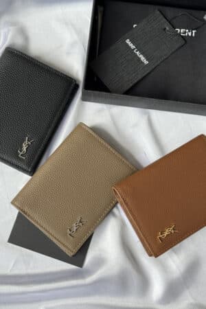 [생로랑] 그레인 가죽 소재의 미니 CASSANDRE 카드 지갑 302316 (3 COLORS)