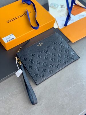 [루이비통] 앙프렝뜨 데일리 파우치 클러치