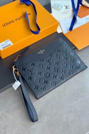 [루이비통] 앙프렝뜨 데일리 파우치 클러치