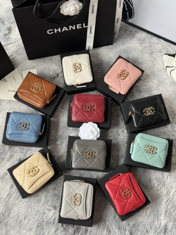 [샤넬] 클래식 램스킨 지퍼 카드지갑 AP2086 (11 Colors)