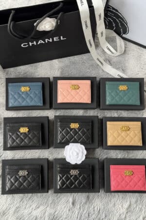 [샤넬] 보이 샤넬 카드홀더 A84431