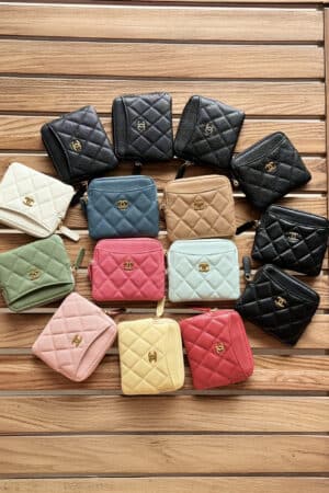 [샤넬] 클래식 캐비어 지퍼 카드지갑 AP2061 (15 Colors)