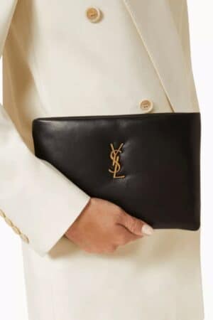 [생로랑] 램스킨 소재의 calypso 스몰 클러치백 765025