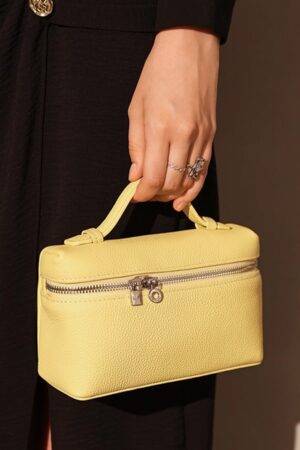 [로로피아나] 엑스트라 포켓 L19 FAN4045