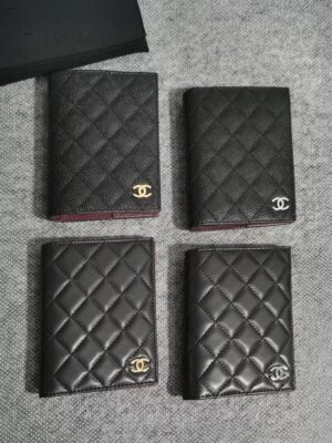 [샤넬] 클래식 여권지갑 AP0218 (4 Colors)