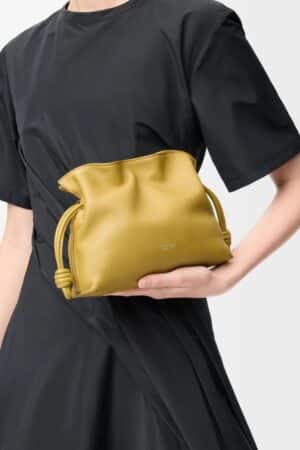 [로에베] 미니 플라멩코 클러치 나파 카프스킨 진저 A411FC2XA6