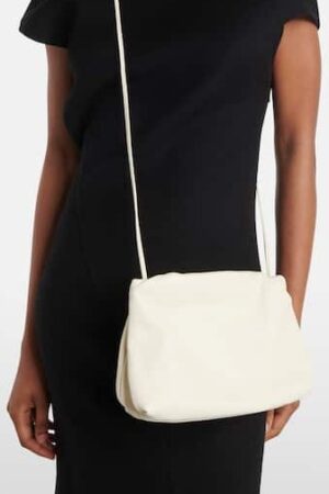 [더 로우] 부어스 가죽 클러치 백 화이트 W1280L97IVPD