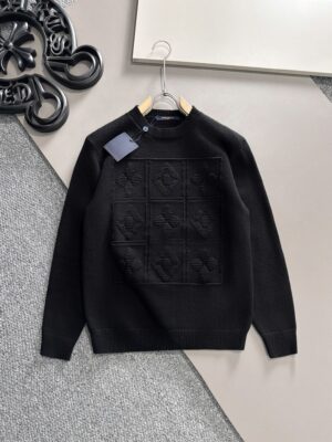 [루이비통] 엠보싱 로고 스웨터