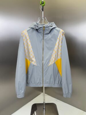 [루이비통] 모노그램 트랙 톱