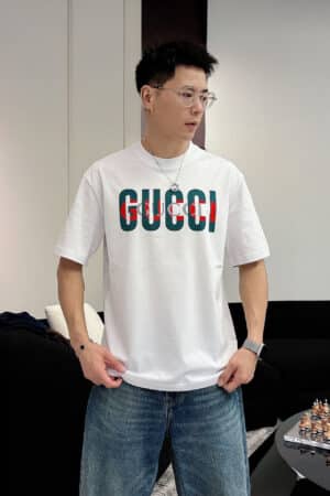 [구찌] 프린트 반팔 티셔츠 (2 COLORS)