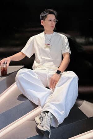 [버버리] 에퀘스트리언 나이트 자수 티셔츠 (2 COLORS)