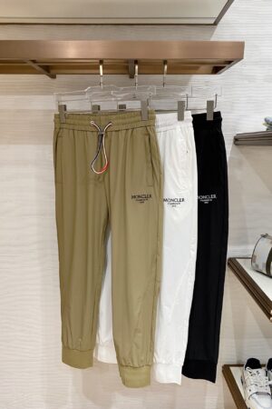 [몽클레어] 스포츠 조거 팬츠 (3 COLORS)